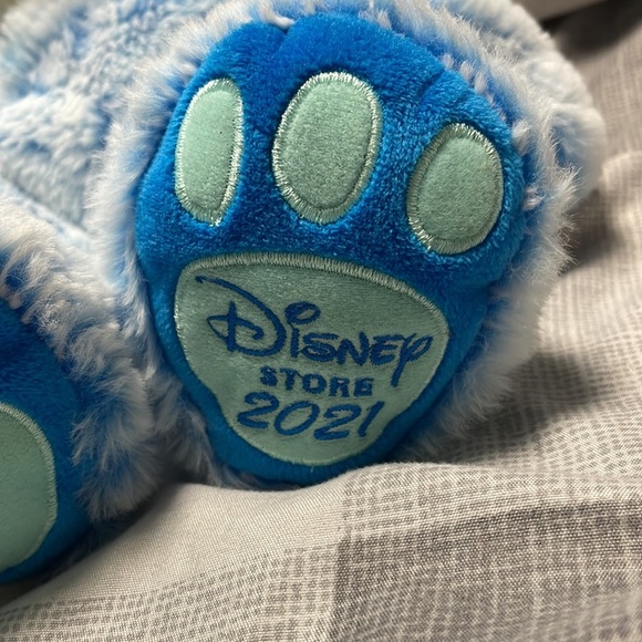 Disney Store 2021 exclusive Easter Bunny Mickey Mouse Plush - Picture 2 of 4